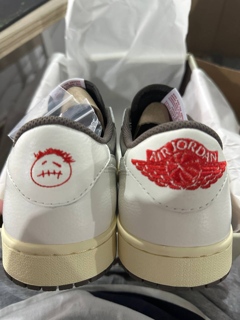 travis scott air jordan 1 low “white brown” sale version
