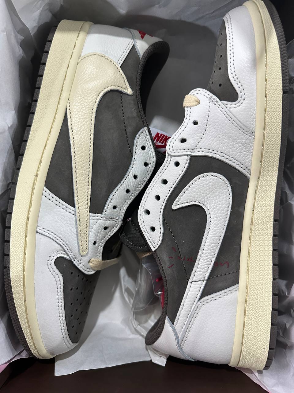 travis scott air jordan 1 low “white brown” sale version
